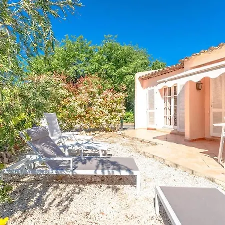 Le L Pool & Beachside L Shellter Сен-Тропе